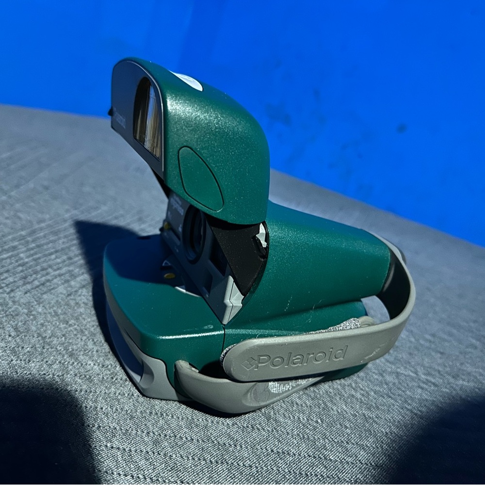 Polaroid Gray and Green Instant Camera - Picture 2 of 4